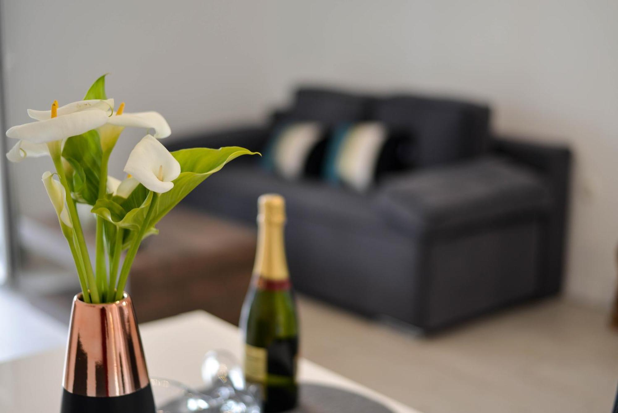 Apartments Mavra-쿠클리차 외부 사진